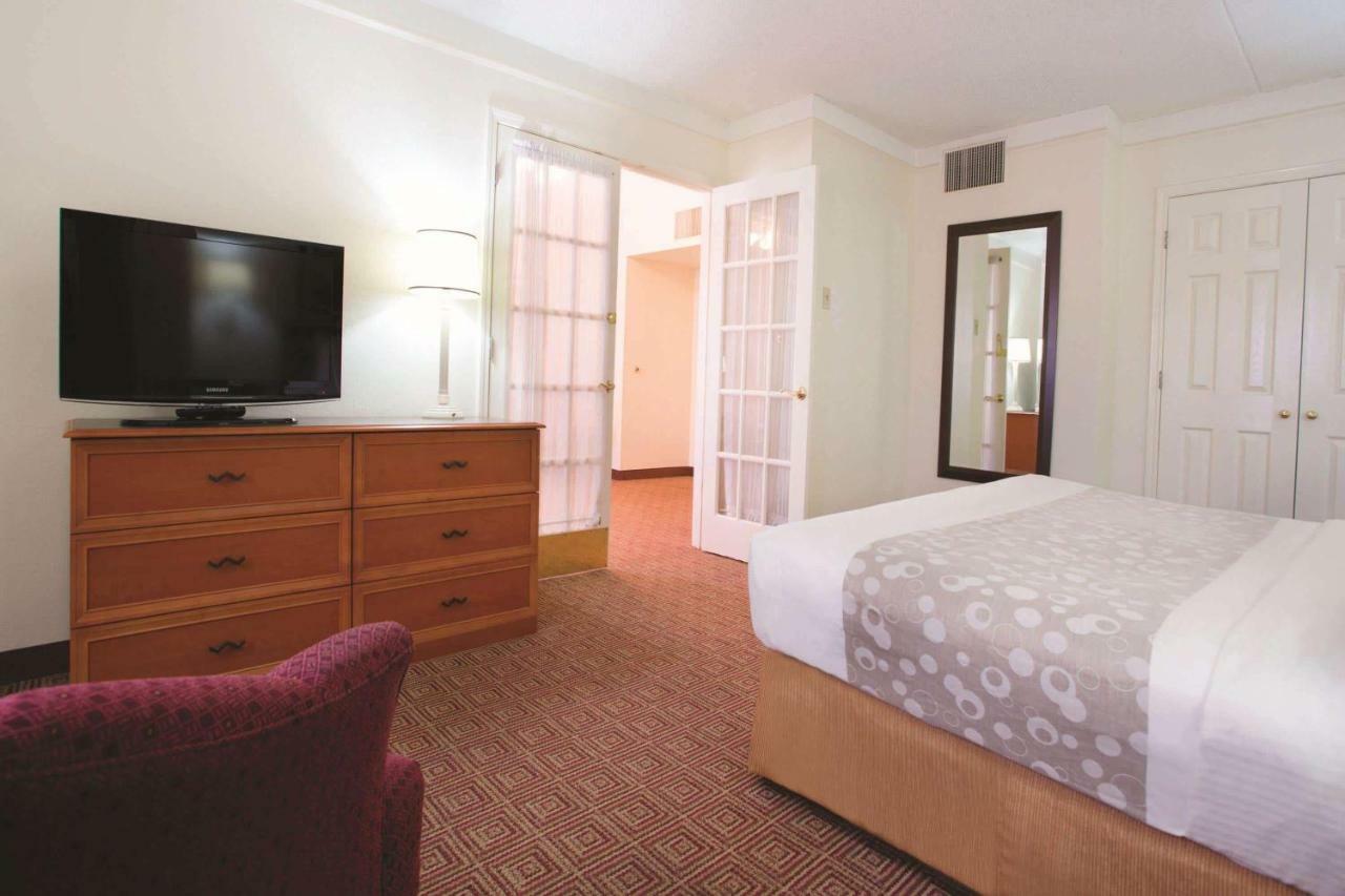 La Quinta Inn By Wyndham Baton Rouge University Area Buitenkant foto