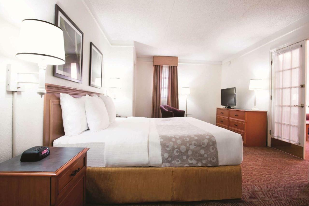 La Quinta Inn By Wyndham Baton Rouge University Area Buitenkant foto