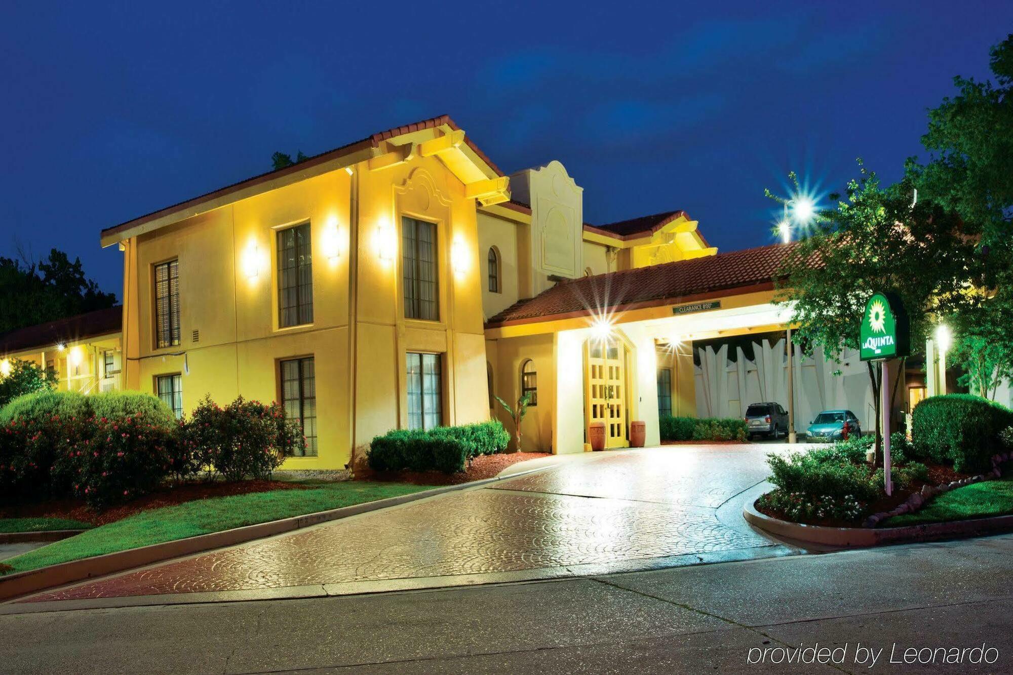 La Quinta Inn By Wyndham Baton Rouge University Area Buitenkant foto